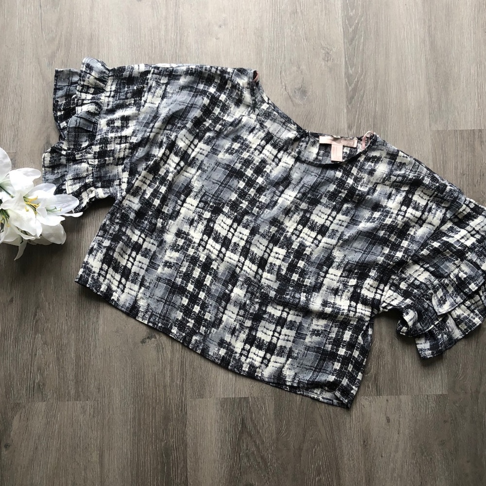 🤎 FOREVER 21 crop flutter‎ sleeve blouse